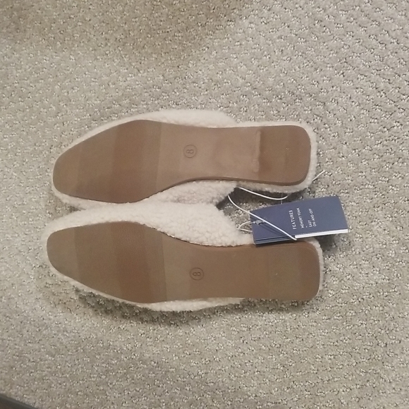 ๐ Women's Sherpa/Teddy 'Margot' Slip-On Flats (Cream) - Universal Thread - Picture 4 of 4